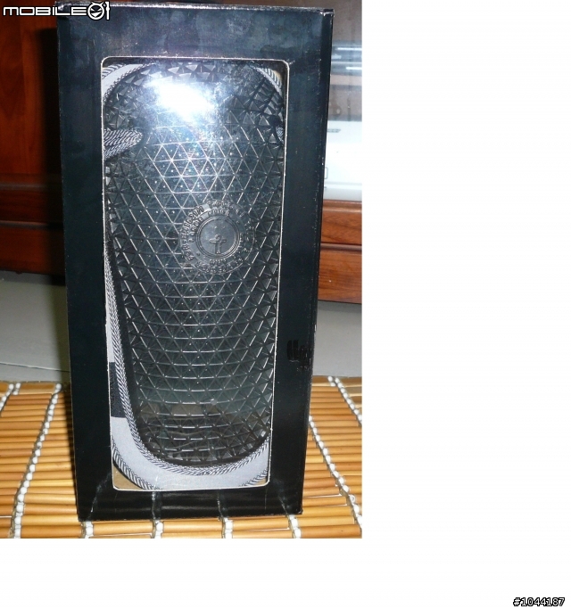 (更新驚人影片)頂級護具:Forcefield Strap On Protector Leg 綁式護膝
