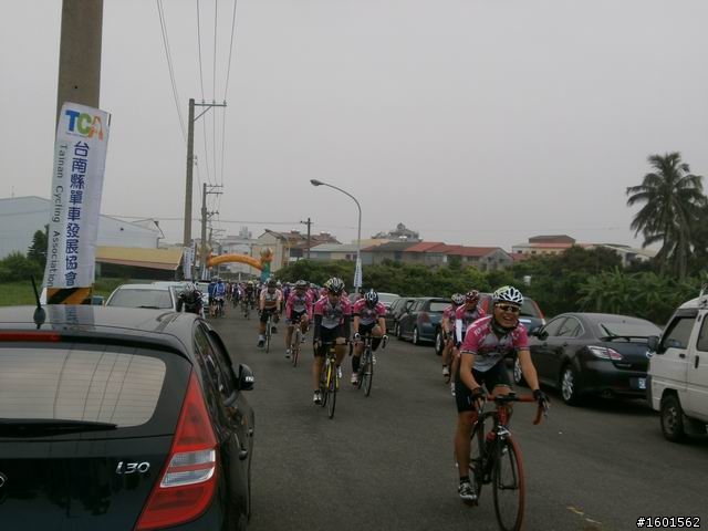 20120512  - 2012單車漫遊南瀛國家風景區系列關子嶺101KM ( 出發照..小DC隨便拍. ^_^ )