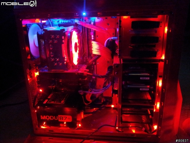 [IVY 新電腦開箱] 紅色小幻影 + i7-3770
