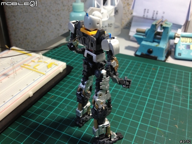 [分享] RG Gundam MK-II 幽谷 LED 版！