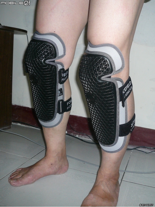 (更新驚人影片)頂級護具:Forcefield Strap On Protector Leg 綁式護膝