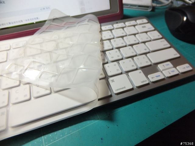 [分享]官網雷雕之全新iPad,同場加映皮套,藍芽鍵盤配件,及DIY讓Targus Versavu支援全新iPad自動喚醒