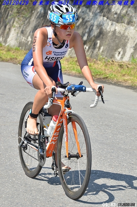 照片分享~~~2012 台東活水湖國際鐵人三項賽 113K & 51.5K