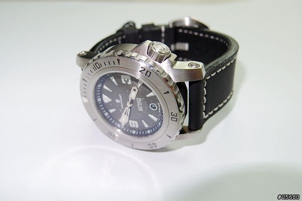 STEINHART "TRITON 30ATM "
