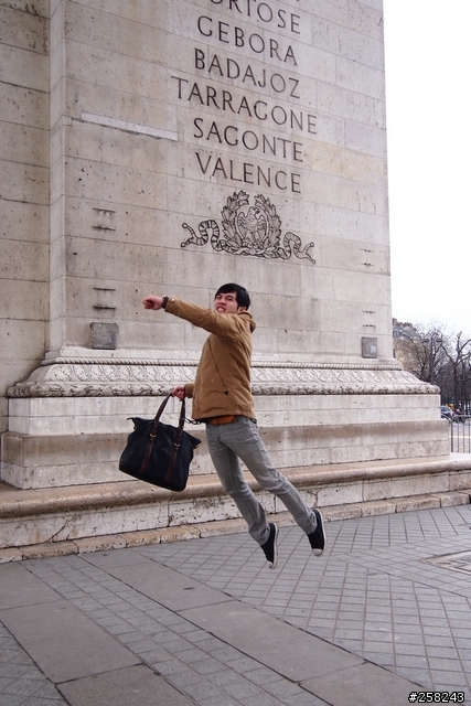 【西西分享】法國DAY7-巴黎Paris(凱旋門、香榭麗舍大道、拉法葉百貨、春天百貨)