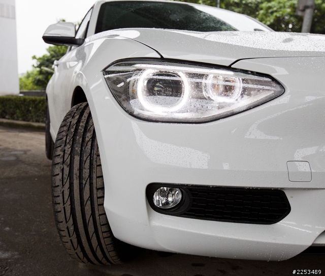 BMW F20 小小開箱文(7/17小小改裝 KW V3 避震器)
