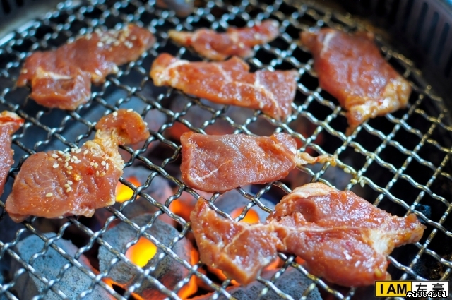 [食記]  烤狀猿日式炭火燒肉 (鳳山。文濱店)