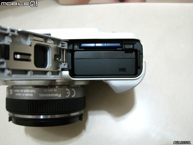 Panasonic GF5 白色 (非專業開箱文)