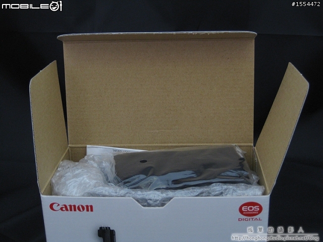 我的5D3長高了！！ Canon BG-E11 Battery Grip 垂直把手簡單開箱！！