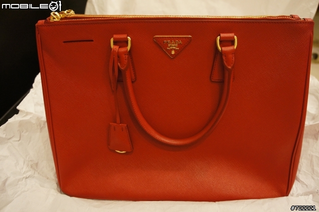 BOTTEGA VENETA & PRADA 包包隨意開箱文~~
