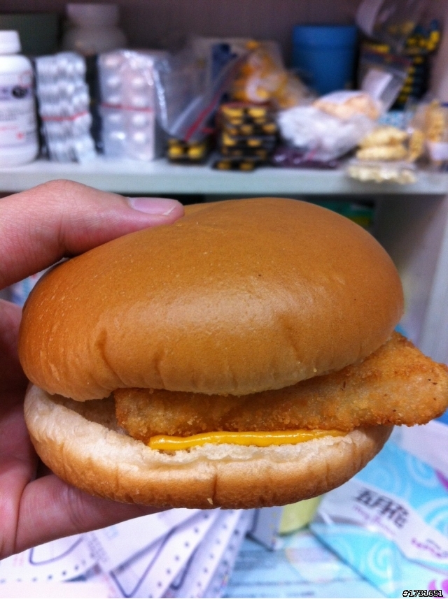 鬼隱的麥香魚起司!!
