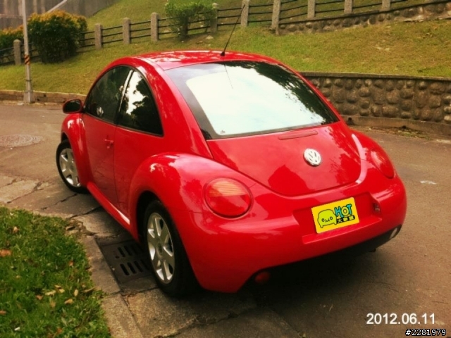 請問這台~ VW 2001Y Beetle 2.0cc 紅色 估價約?