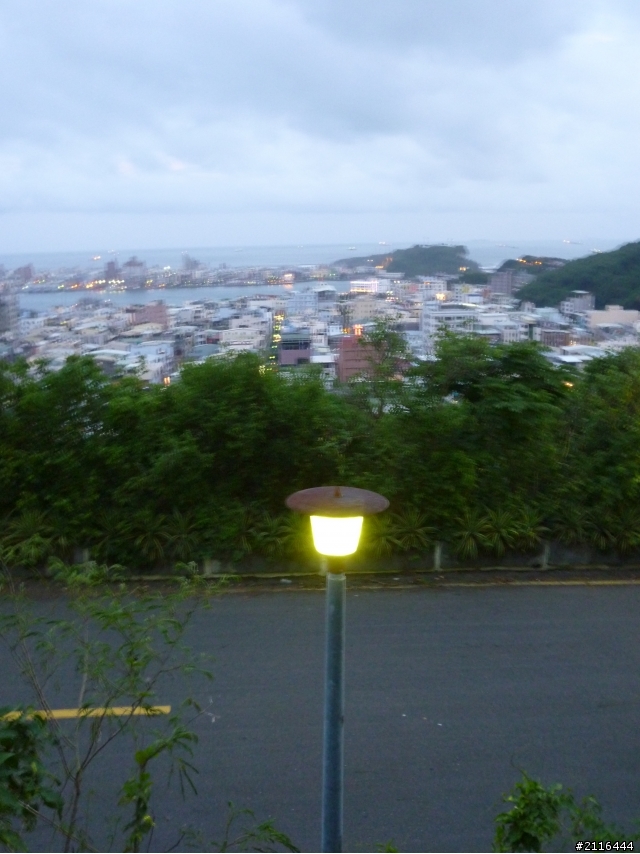 大白LG趴趴走(高雄壽山看夜景篇)