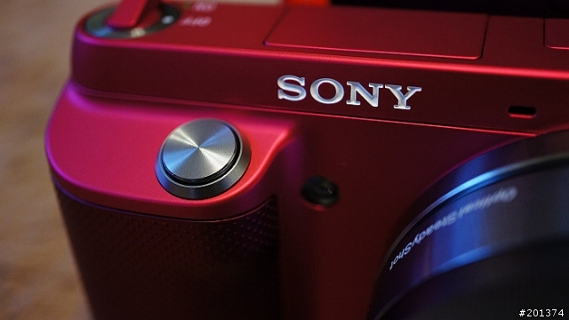[開箱] SONY NEX-F3D 桃紅色雙鏡組 開箱分享