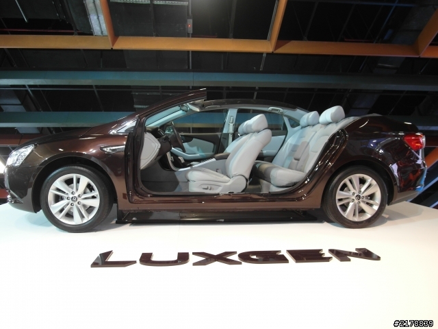 2011台北世貿汽車展 有正妹