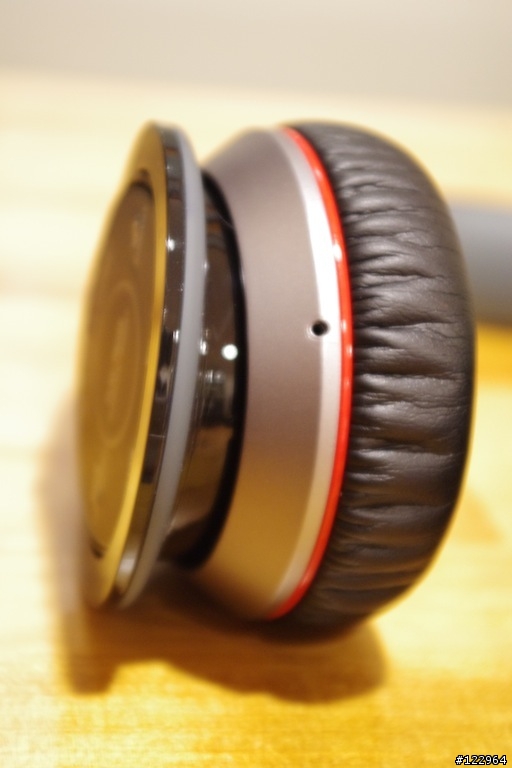 [分享]  Beats by Dr. Dre Wireless 藍芽耳機