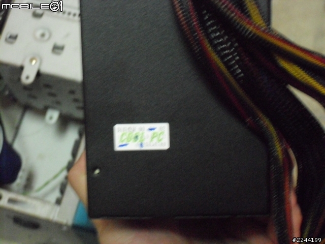 [開箱] 海盜船CORSAIR CX430 V2 80+白牌  430W 價格最親民的海盜船!(小弟不專業)