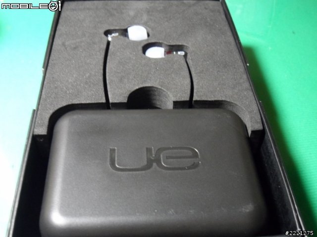 [業餘開箱]Uliimate Ears 700...開箱文傷了我的心OAO