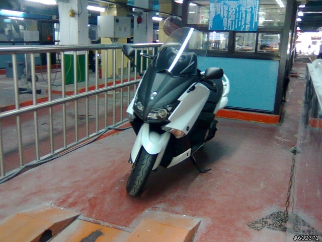 2012-06-20 我終於等到T媽530 ABS 領牌了吧~ 晚上可以去騎走了~