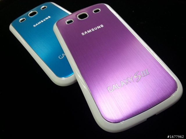 [分享] Galaxy S3 金屬髮絲紋背蓋 (電池蓋)