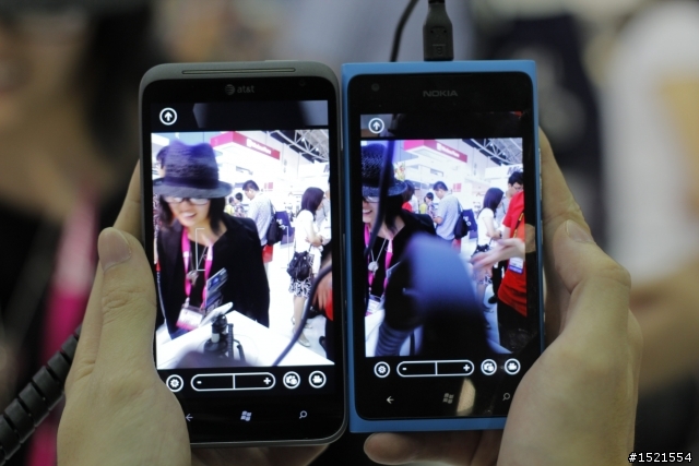 【分享】COMPUTEX 現身!!!! Lumia 900 & Lumia 800