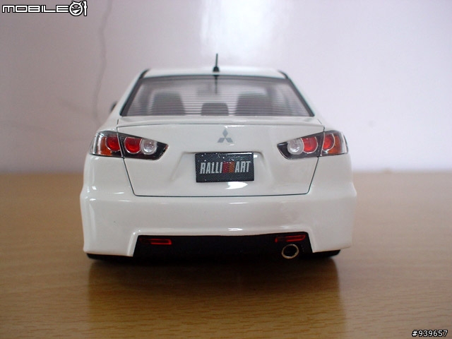 [分享]青島1：24，中華三菱 LANCER FORTIS