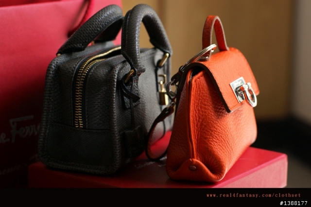 Salvatore Ferragamo 春夏折扣 之 迷你SOFIA零錢包兼購物袋