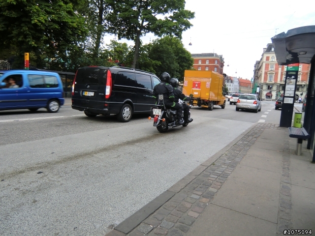 [分享]北歐路上遇到的Motorcycle