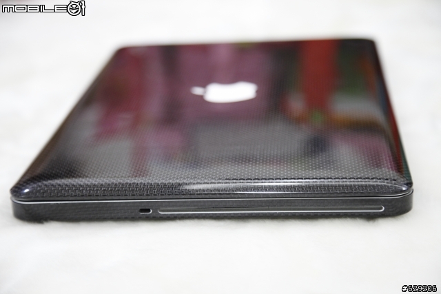 MBP 碳纖維殼