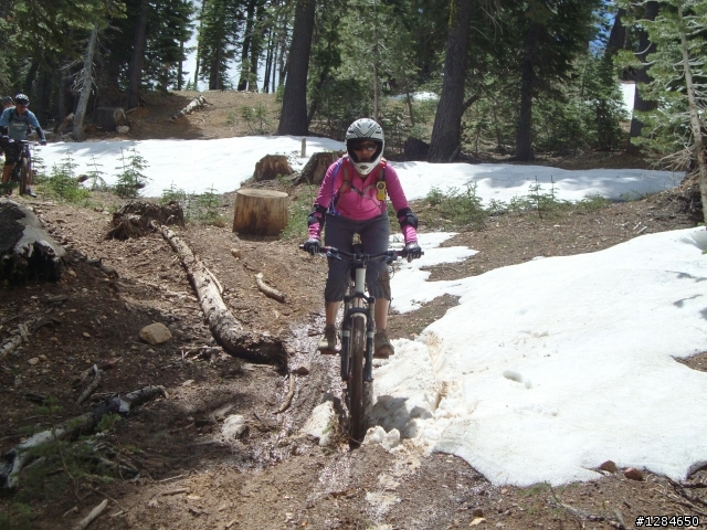 [MTB遊記]  六月殘雪下的超級越野路線 – Downieville downhill