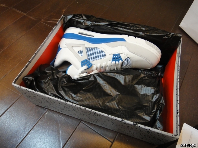 [開箱]Air Jordan 4 Military Blue 原色復刻版