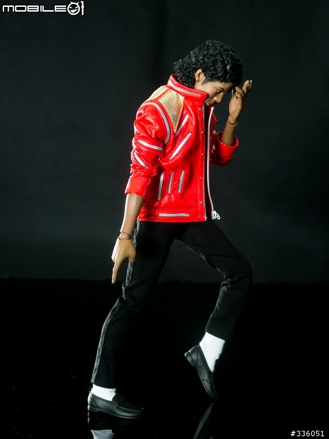 [分享] 用12吋公仔懷念 Michael Jackson