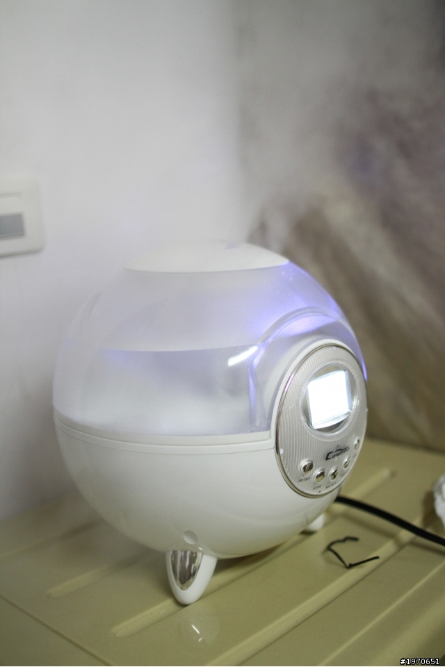 Comfrsh crystal 水氧機霧化器