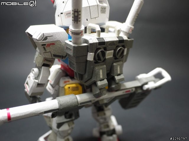 我來發個紙模吧~~全身可動SD RX-78-2