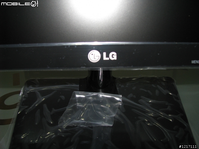 【開箱】新款LG IPS234V-PN 23型IPS LED液晶寬螢幕採用最新AH-IPS廣視角面板
