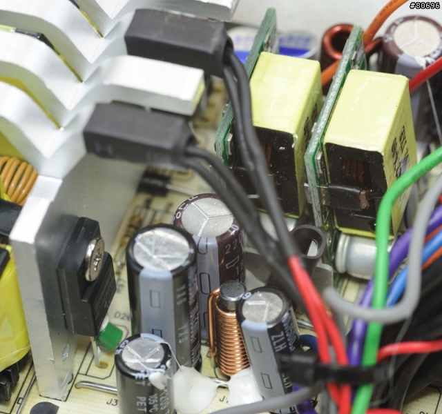 Enhance Golden Commander系列500W/600W電源供應器簡介及測試