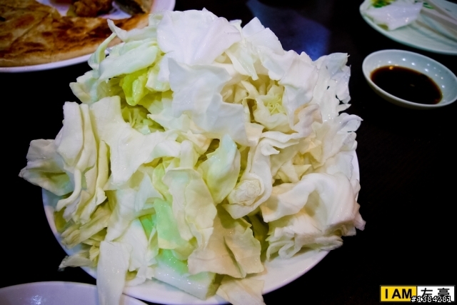 [食記] 鳳山。陳圓餡餅粥 (酸菜白肉鍋~)