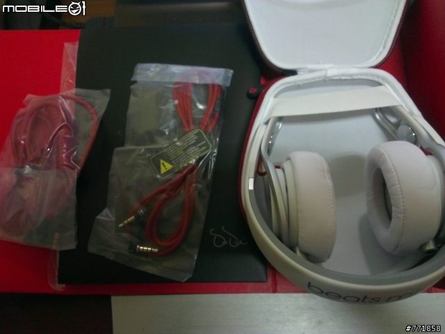 為了one x的beats audio，特地去買個beats mixr耳機來試試...