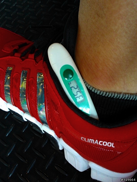 adidas跑鞋試用活動心得分享_Climacool Freshride 簡單溫度測試