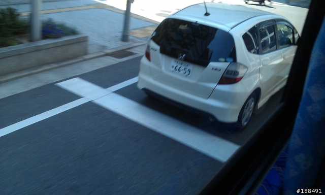 HONDA FIT VS 大阪城