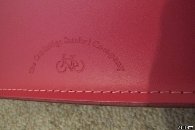 。。開箱分享文。。劍橋包有那麼紅喔？