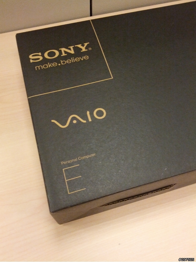 VAIO SVE11116FW/W 雪貝白 小開箱
