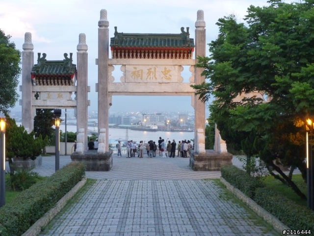 大白LG趴趴走(高雄壽山看夜景篇)
