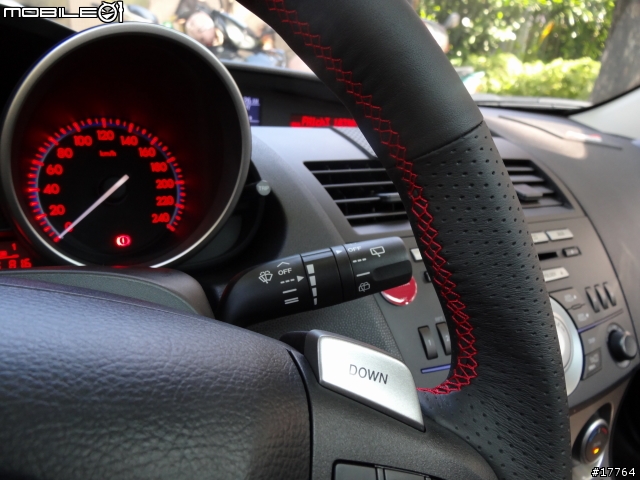 『新品分享』news mazda3 AutoExe方向盤