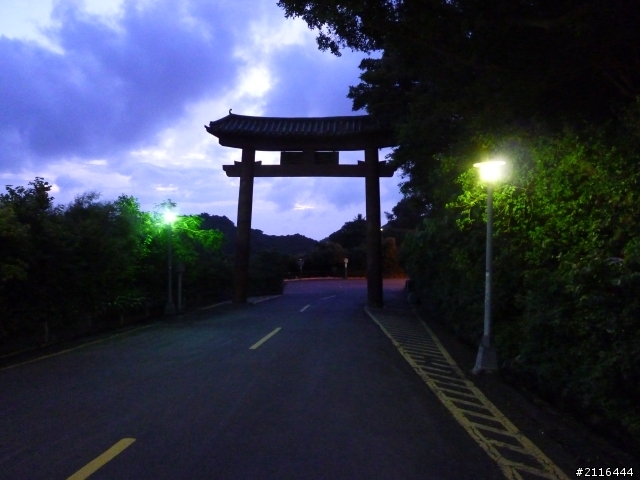 大白LG趴趴走(高雄壽山看夜景篇)