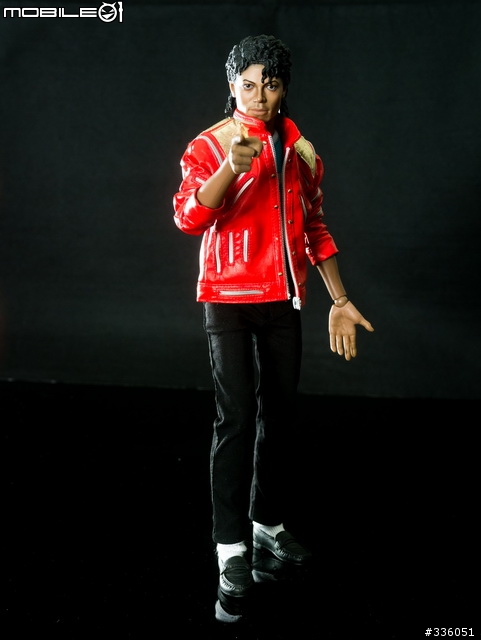 [分享] 用12吋公仔懷念 Michael Jackson
