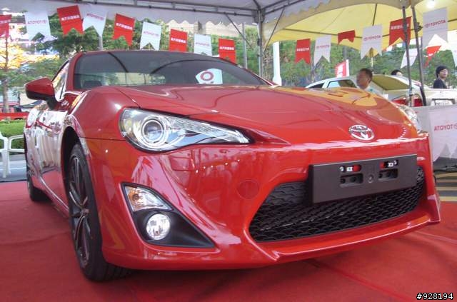 (分享)在高雄夢時代看到的Toyota 86