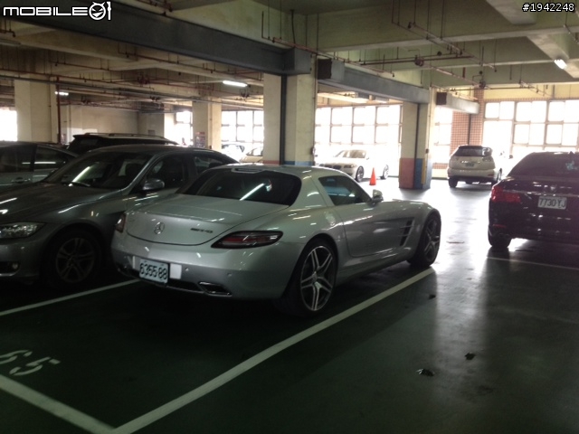 小改款C63 AMG與SLS AMG Coupe