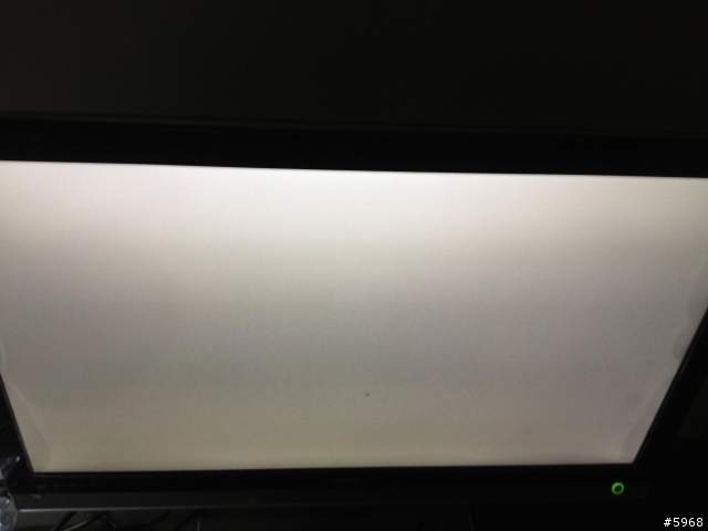 EW2730V 6MS 面板特性? 請使用者看一下