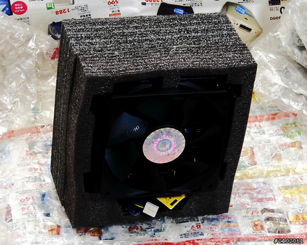 分享究竟CM TPC-812能把超4.3G的3770K+Z77P-D3壓到幾度!?(有轉風扇測試)